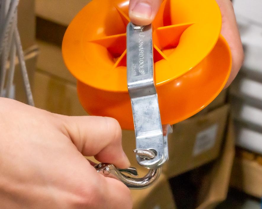 Polea para Cables Eléctricos, de Red y Coaxiales de Bajo Voltaje (Paquete de 2) | Jonard Tools | CP-475
